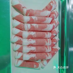 羋重山老火鍋（公主墳店）高原精品羊肉品鑒報告 肉質鮮嫩，食客好評如潮