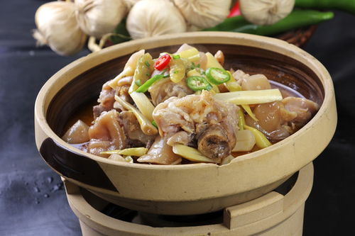 西域風(fēng)味，鏡頭下的馕坑架子羊肉